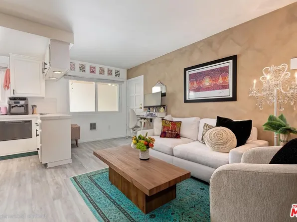 8155 Manitoba St APT 12, Playa Del Rey, CA 90293