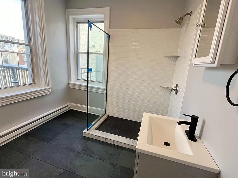4417 Walnut St #3F — Photo 34