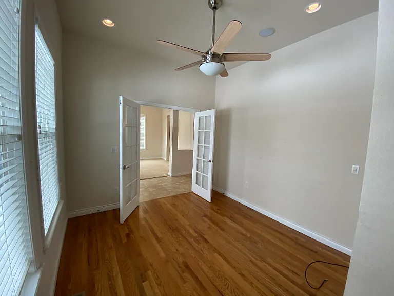 2852 Wabash St — Photo 26
