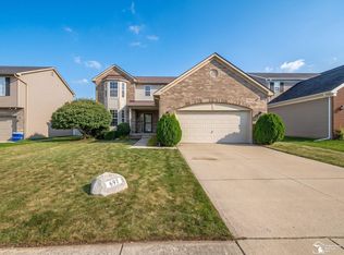 697 Red Fox Trl, Dundee, MI 48131