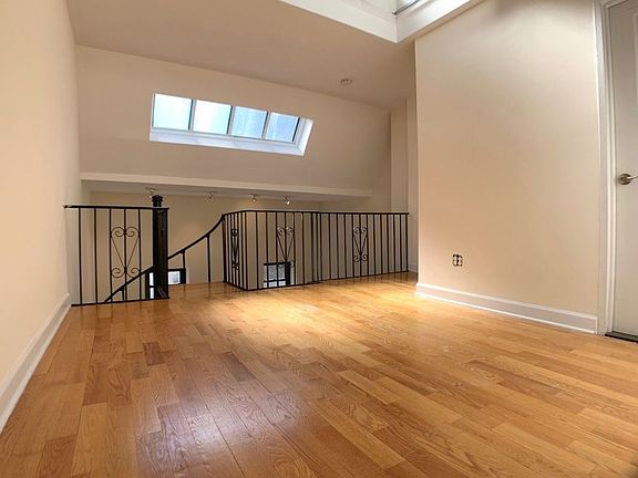 2nd image of 7 W 87th St #5HF