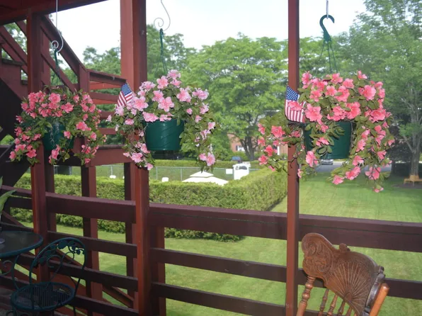 260 Pittsfield Rd Unit E4, Lenox, MA 01240