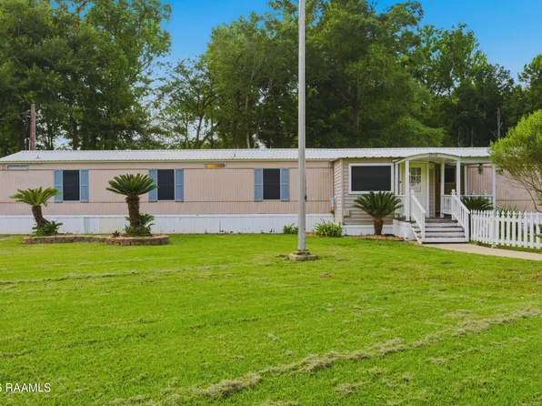 2010 Cummings St, Opelousas, LA 70570