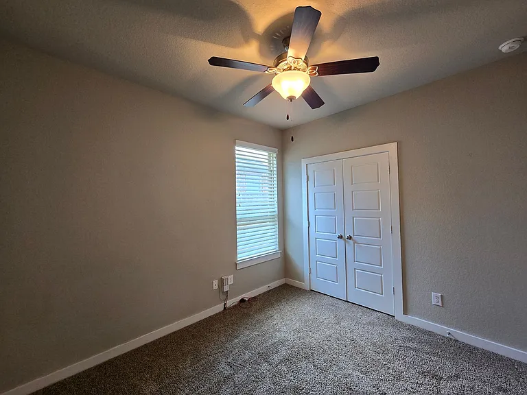 526 Creekside Frst — Photo 20