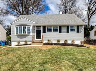 88 S McKinley Ave, Iselin, NJ 08830