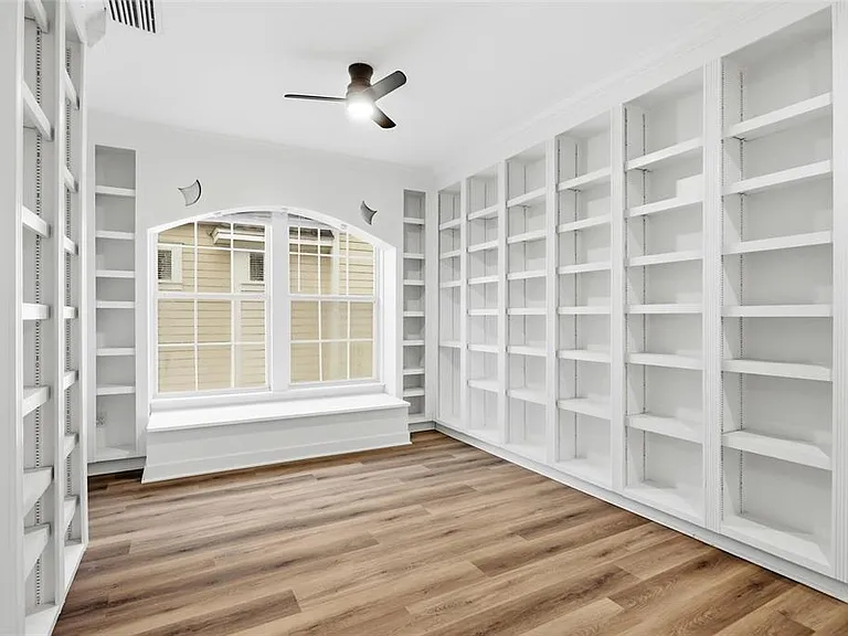 912 Waterside Dr — Photo 28