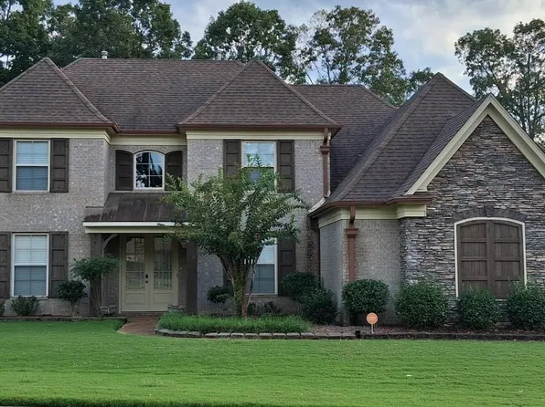 10481 Mabry Mill Rd, Cordova, TN 38016