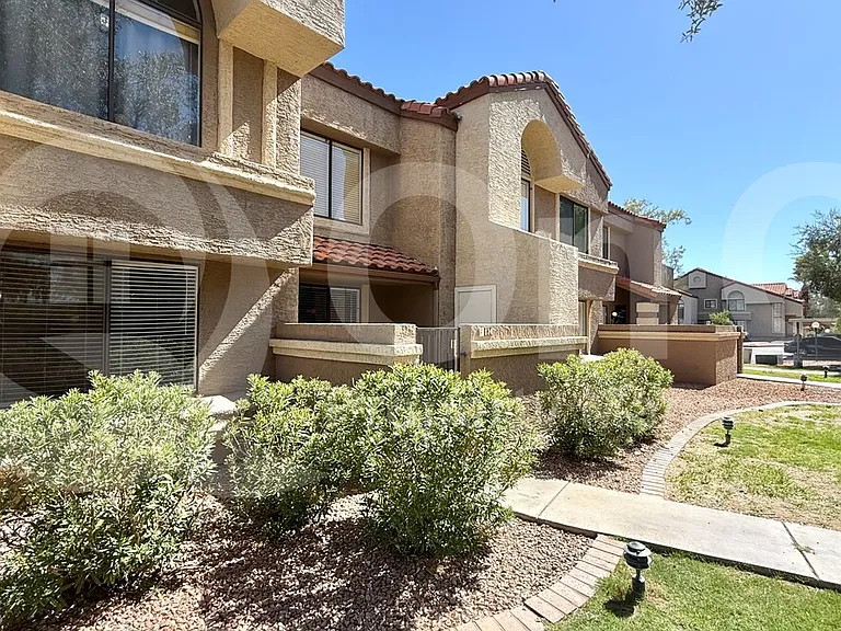 1905 E University Dr #F124 — Photo 2