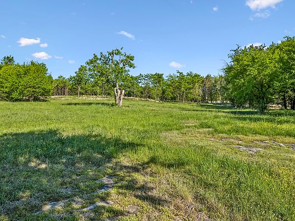 2nd image of 10567 Versailles Rd
