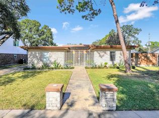 10630 Olympia Dr, Houston, TX 77042