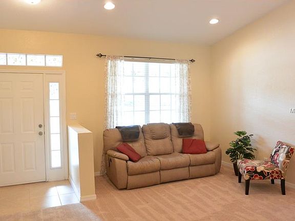 3rd image of 11713 Holly Creek Dr