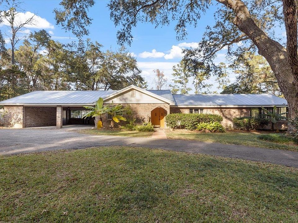 1st image of 7928 Mallard Hill Dr