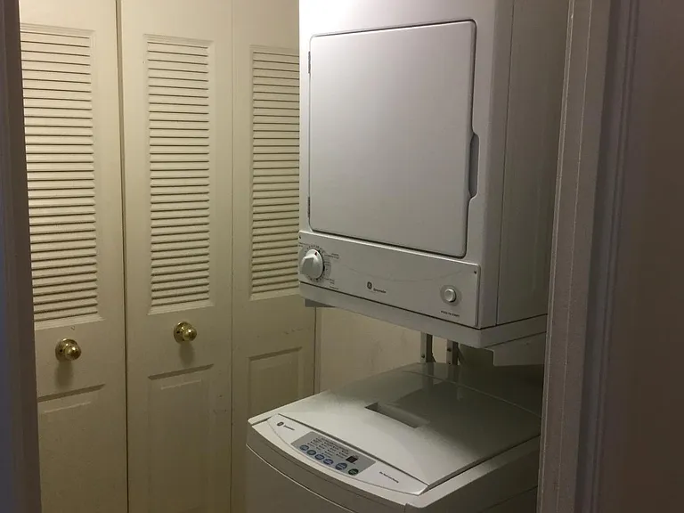11319 Commonwealth Dr #104 — Photo 3