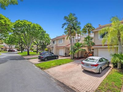 10226 NW 52nd Ln, Doral, FL, 33178