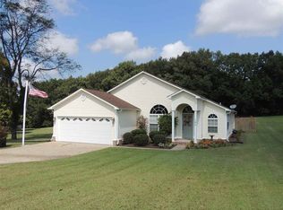192 Countryview Ln, Dyersburg, TN 38024