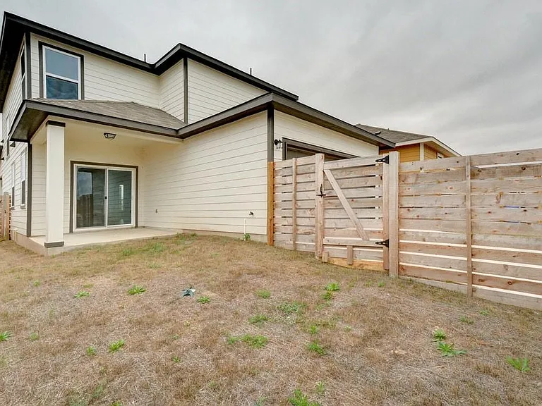 708 Coconut Grv — Photo 23
