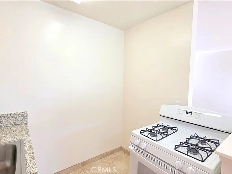 2334 E Santa Fe Ave #4 — Photo 18