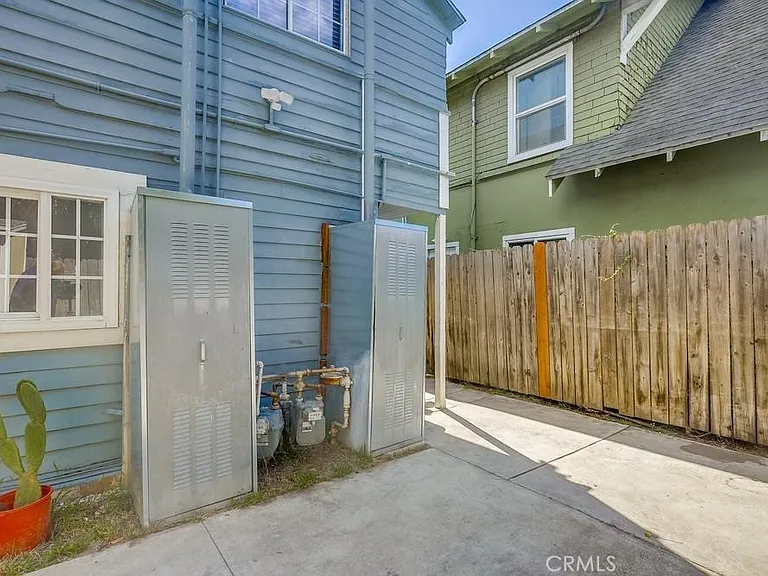 1007 Lewis Ave — Photo 25