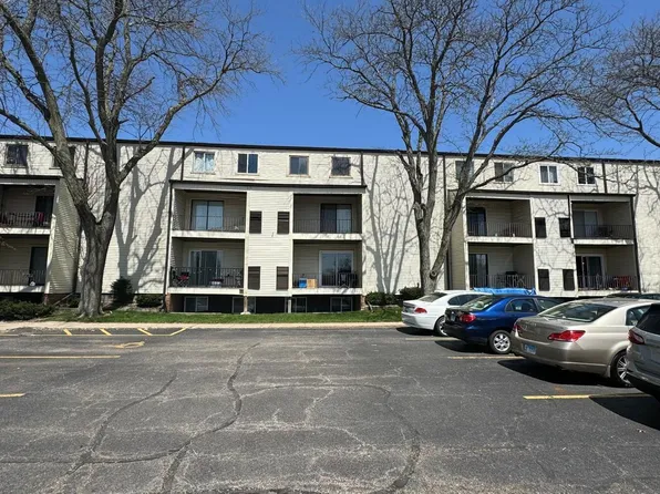 3119 W Willow Knolls Dr Unit 46B, Peoria, IL 61614