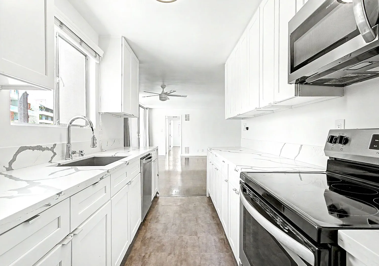 8440 Fountain Ave — Photo 4