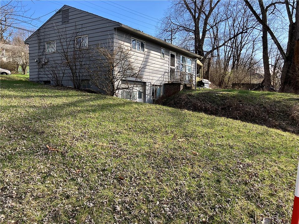 1st image of 2570 Reiter Rd
