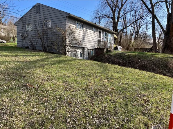 2570 Reiter Rd, Pittsburgh, PA 15235