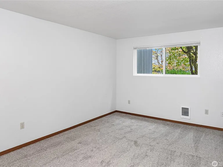 101 Highland Greens Dr #1 — Photo 18