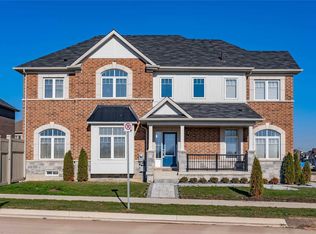 3895 Leonardo St, Burlington, ON L7M0Z9