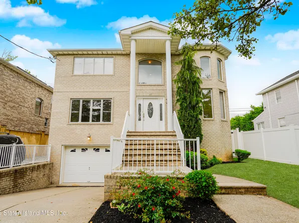 30 Carlton Ct, Staten Island, NY 10312