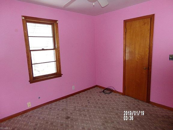 5th image of 1625 Meadowbrook Ave