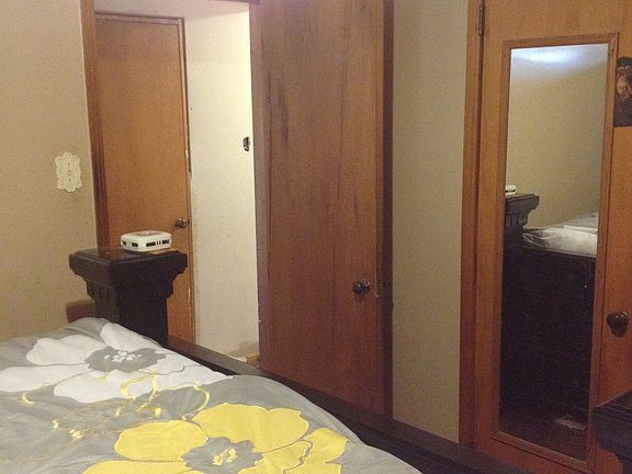 5th image of 3605 N Muskingum Ave