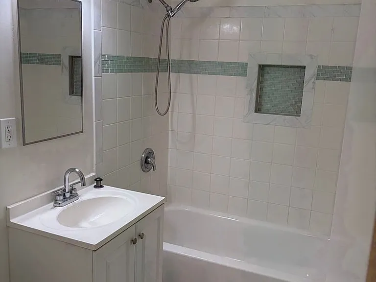 3828 E Grand Ave — Photo 5