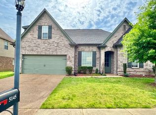 5145 Stone Shadows Dr, Memphis, TN 38125