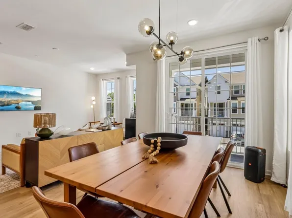 222 Myrtle Rd, Warren, NJ 07059