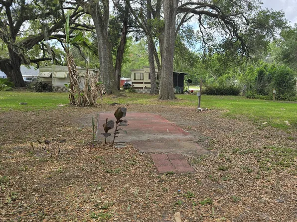 18301 Us Highway 41, Spring Hill, FL