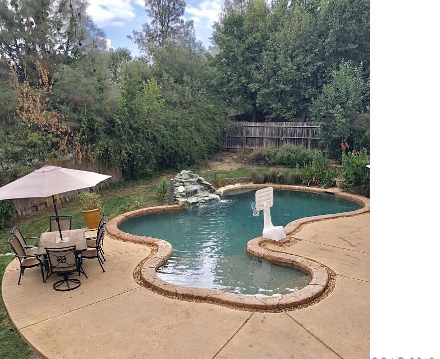 1st image of 153 Mistletoe Ct #0