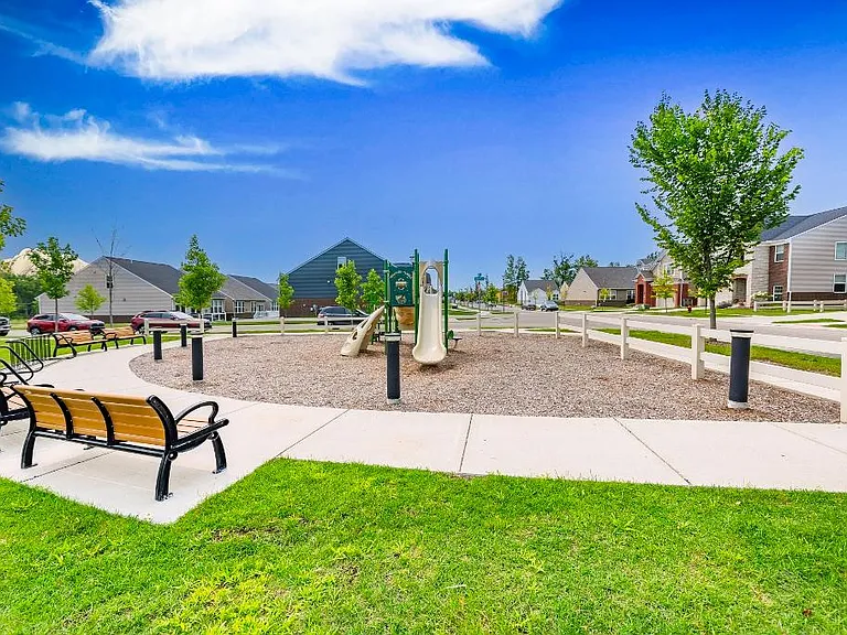 2801 Dillon Dr — Photo 66