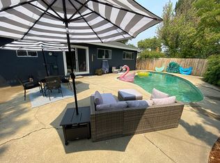 6551 El Camino Dr, Redding, CA 96001