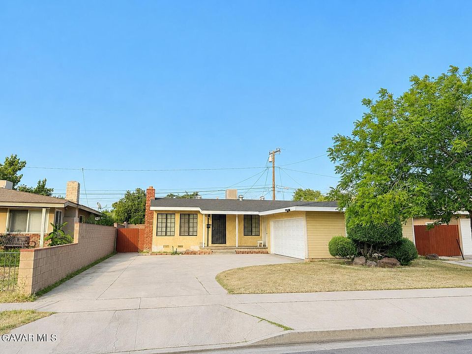 1st image of 44332 Kirkland Ave