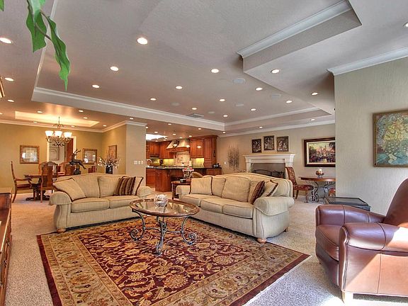 3rd image of 1512 Montellano Dr