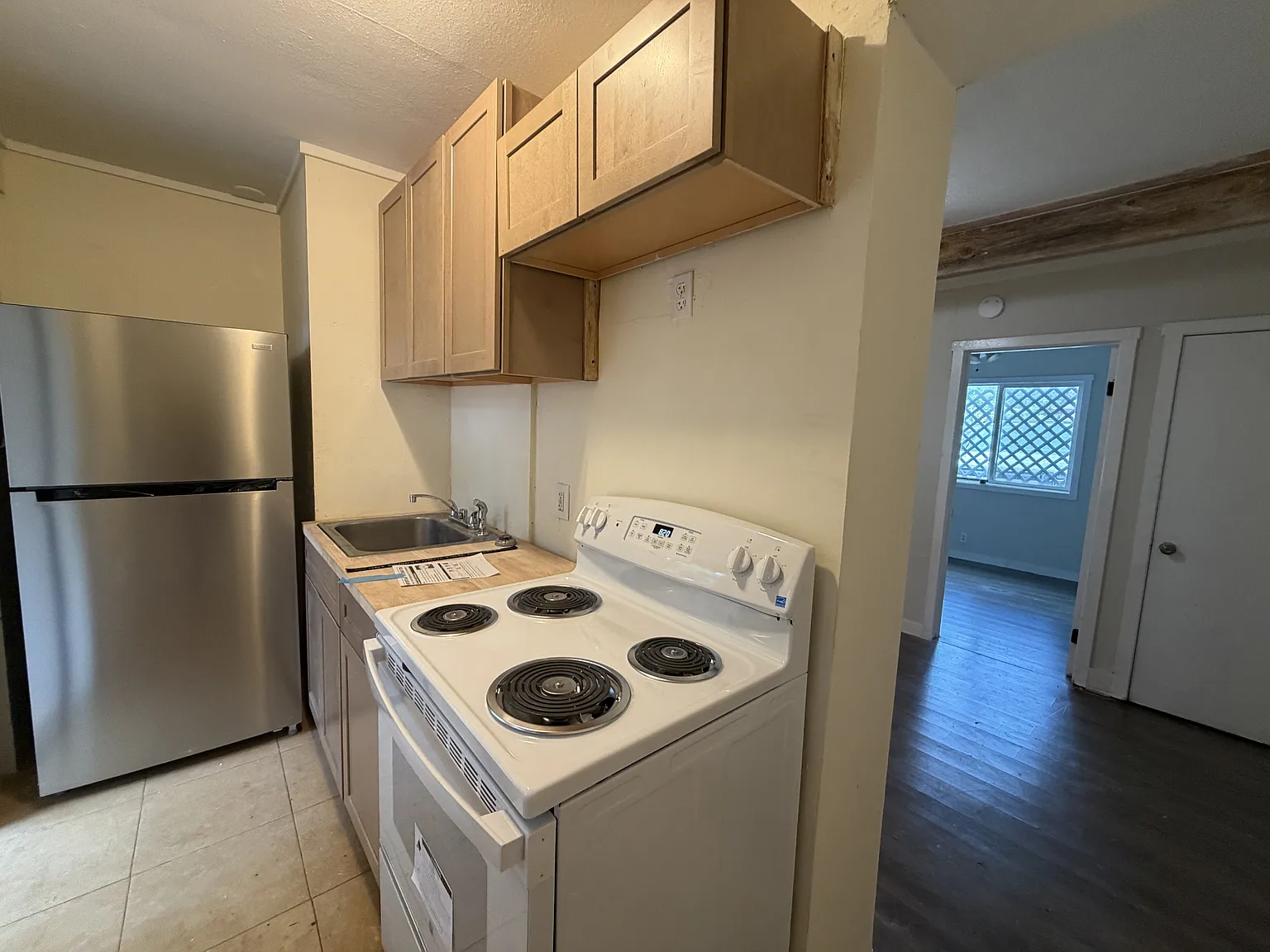 72 Lakeview Circle - 6 — Photo 2