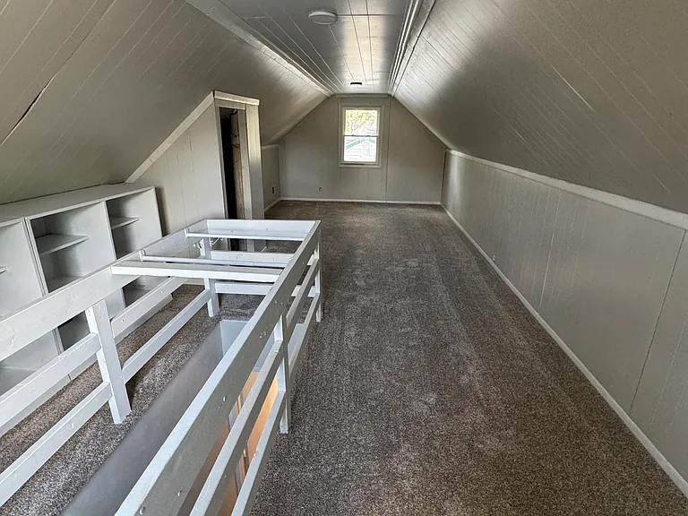 1620 W Hayes St — Photo 10