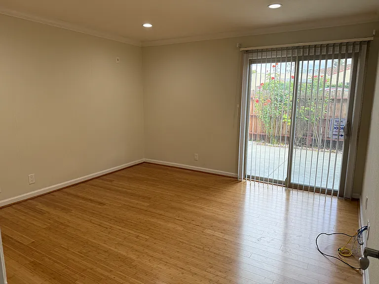 Bedroom3 (Floor1)