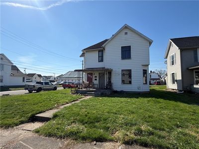 1033 Orchard St, Coshocton, OH, 43812