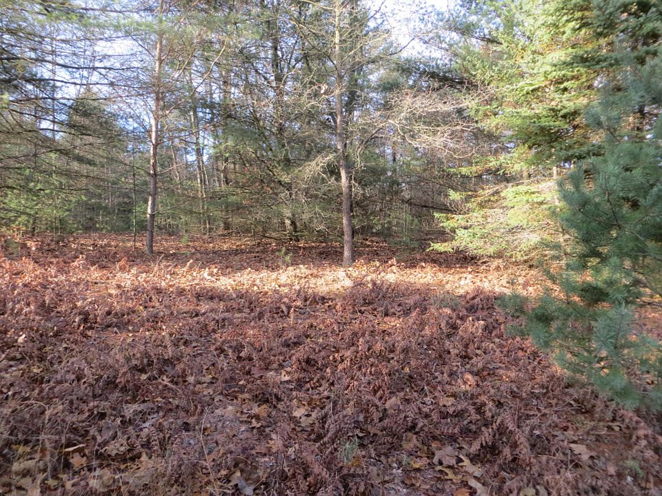 2nd image of 3225 Duck Lake Rd