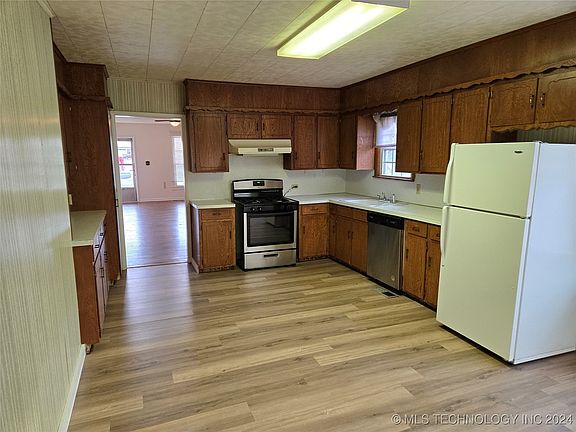 4th image of 1213 E McLeod Ave
