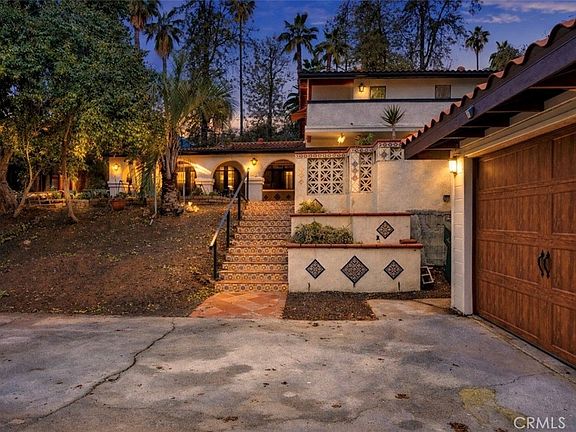 3rd image of 2945 Tyler St