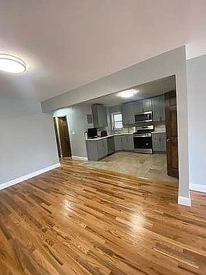 1st image of 20-27 36th St #1