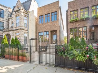 3407 S Calumet Ave, Chicago, IL 60616