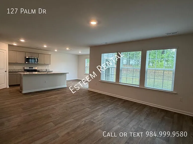 127 Palm Dr — Photo 14